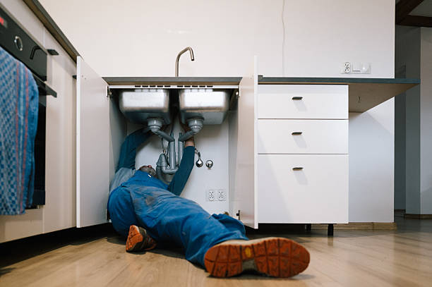 Professional Leak Detection technician working in Lanai City, HI
